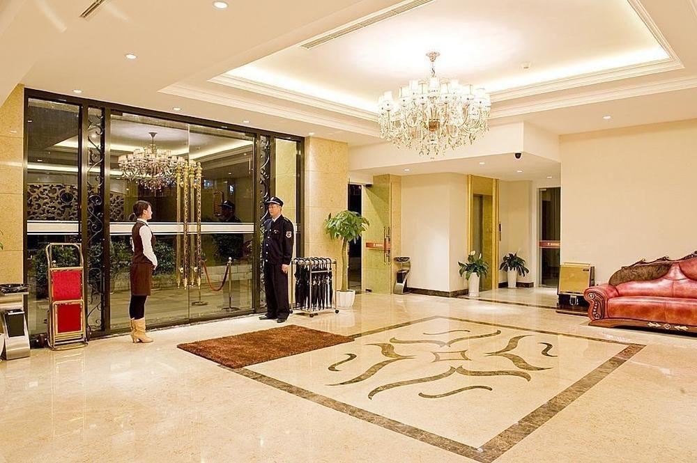 فندق تشونغتشينغ دراجون هوتل المظهر الخارجي الصورة